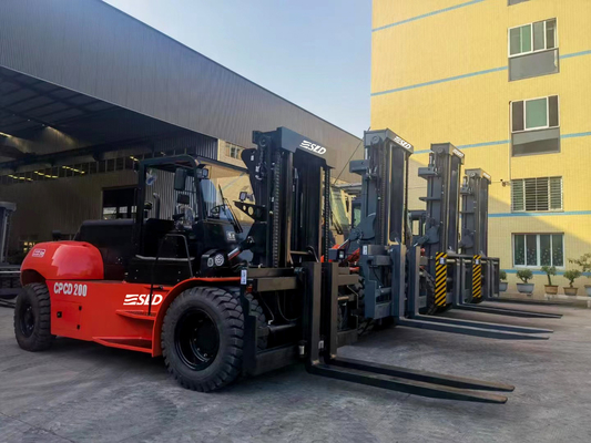 Xe nâng hạng nặng 18 tấn 20 tấn cho ngành vận tải cho thuê