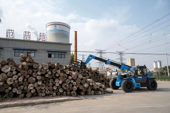 Xe nâng ống lồng 4WD 3,5 tấn có kẹp kiện cho đống rơm và cuộn giấy