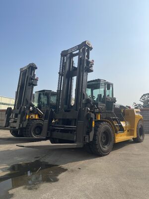 Solid Pneumatic tiretype Heavy Lift Forklift cung cấp 3600mm wheelbase và 42000kgs trọng lượng dịch vụ tối ưu hóa cho công nghiệp