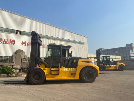 FD200 20 Tons Diesel Heavy Duty Truck Cummins Động cơ 8.0g Mast Warehouse Logistics