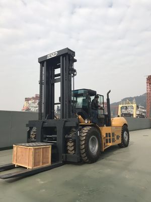 Xe nâng hạng nặng đối trọng