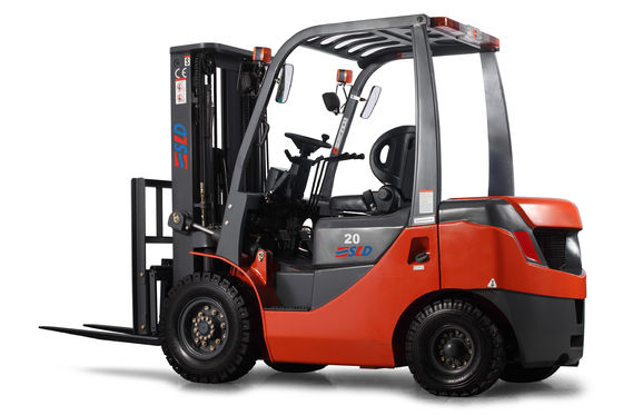 Xe nâng diesel Mast 3000mm FD25 5000 Lb 2,5 tấn