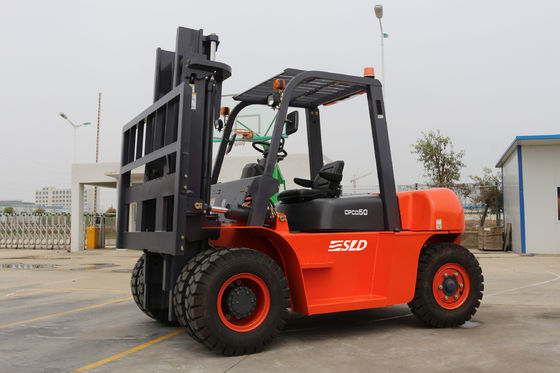 Xe nâng Diesel 5000kgs Truyền động thủy lực động cơ ISUZU
