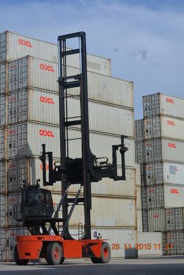 Máy xử lý thùng chứa trống màu đỏ với động cơ CUMMINS QSM11-330 / ISO 20-40 xử lý thùng chứa