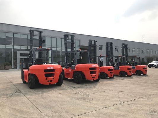 Xe nâng động cơ diesel FD70 6m 7 tấn với bộ ba hoàn toàn miễn phí