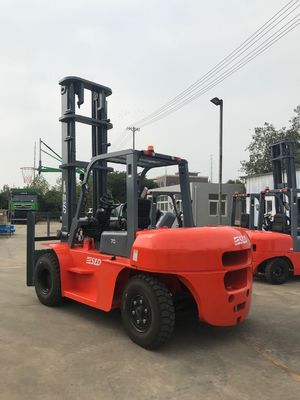 Chiều cao nâng của động cơ Isuzu 6000mm Xe nâng động cơ diesel