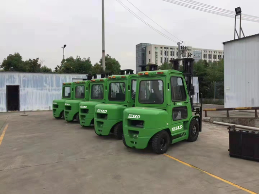 Động cơ diesel ISUZU Xe nâng 3 tấn với hộp số thủy lực