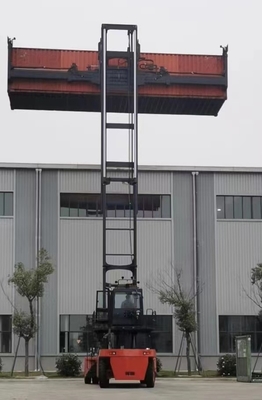 45000kgs empty container handler với động cơ Cummins QSM11-330