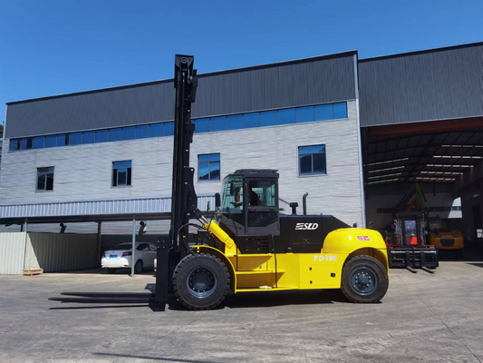 Xe nâng hạng nặng 20 tấn với chiều cao nâng 8m Cột tùy chỉnh